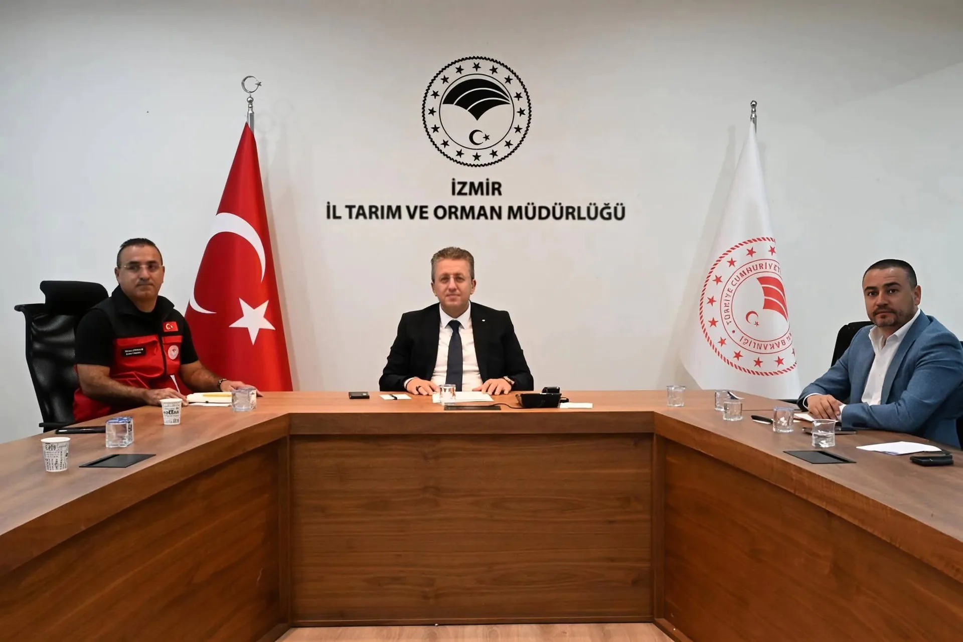 İZMİR’DE MEZBAHA VE KESİMHANE YETKİLİLERİYLE TOPLANTI
