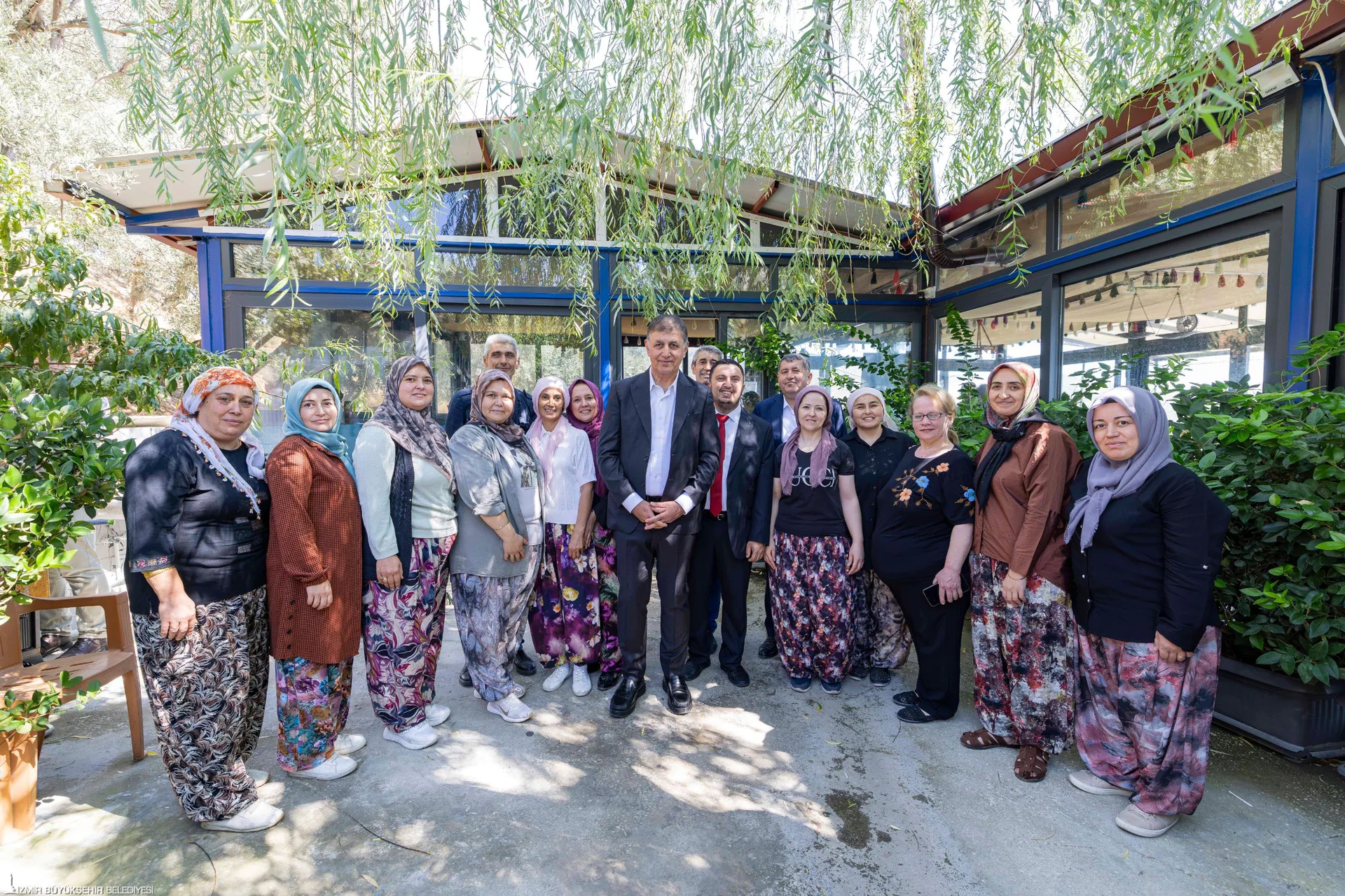Başkan Tugay’dan Bayındır’da saha mesaisi